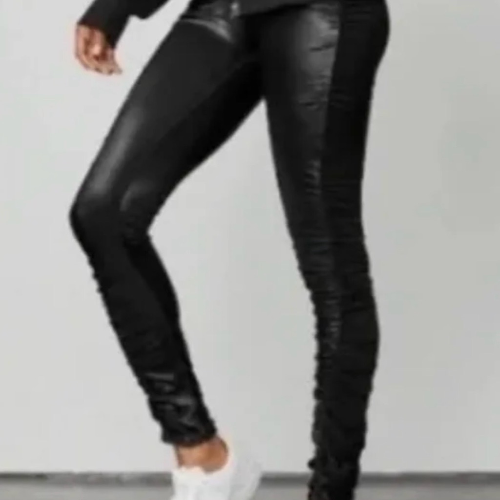 Alo Yoga Black Skinny Pants